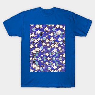 BLUE WHITE JAPANESE FLOWERS Kimono Style Antique Floral T-Shirt